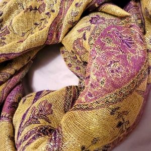 Womens purple scarf